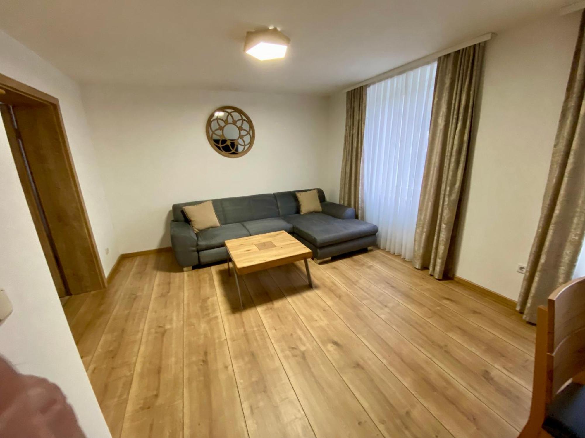 Hotel Restaurant Unikat Zeltingen-Rachtig Exteriör bild
